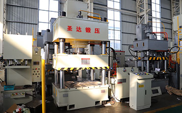 徐州圣達(dá)鍛壓315噸四柱液壓機,精度高,操作簡單