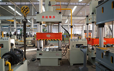 200噸四柱液壓機(jī)價(jià)格多少？