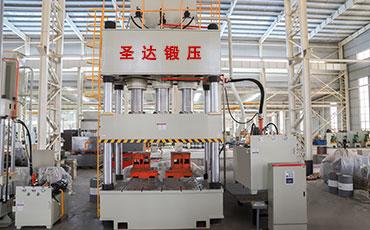 四柱液壓機(jī)的工作原理、特點(diǎn)以及應(yīng)用