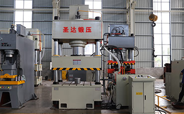 400噸三梁四柱液壓機(jī)特點